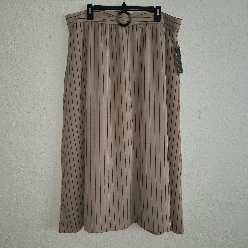 NYCC Skirt